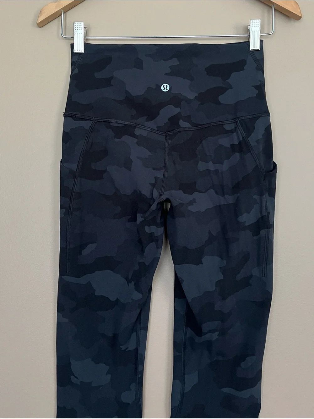 {Lululemon} Align High Rise Pant with Pockets 25